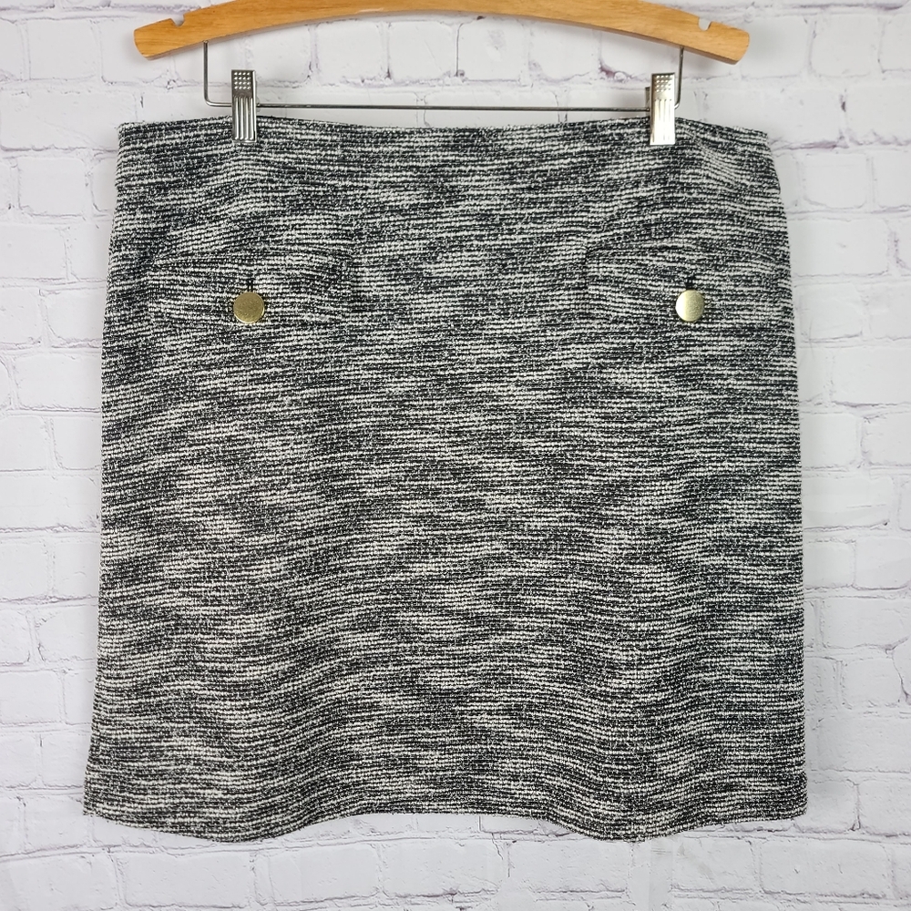 Loft Outlet Tweed Skirt Black, cream, and silver. Sz 16